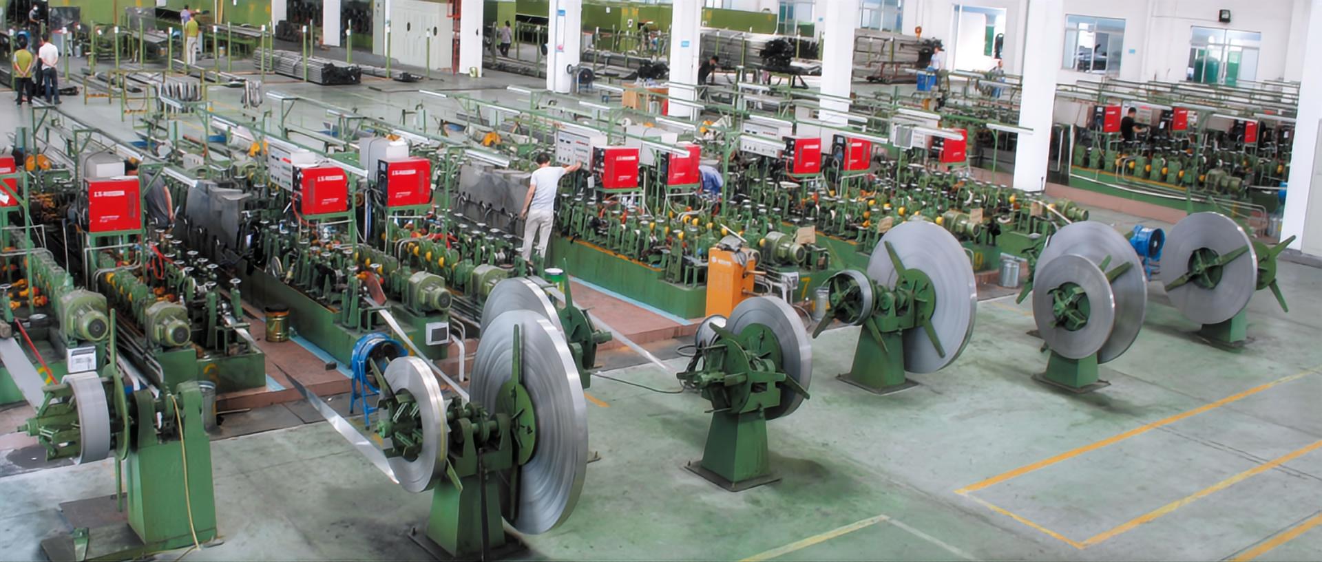 金管道不銹鋼水管匠心生產 · 精工制造